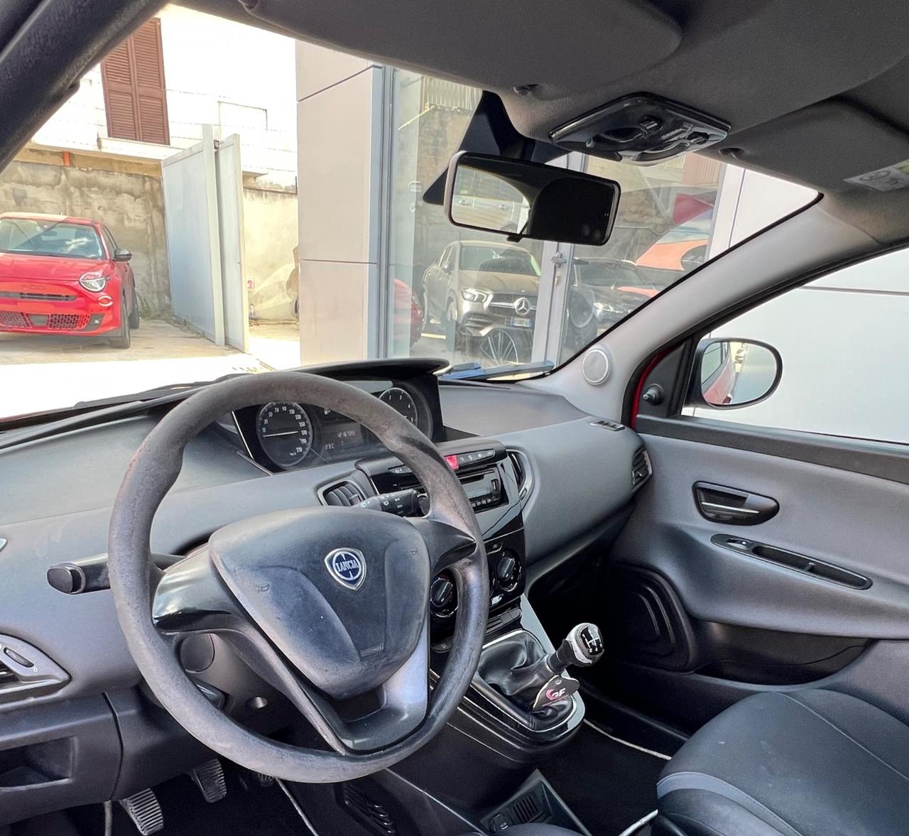 Lancia Ypsilon 1.3 mjt Platinum