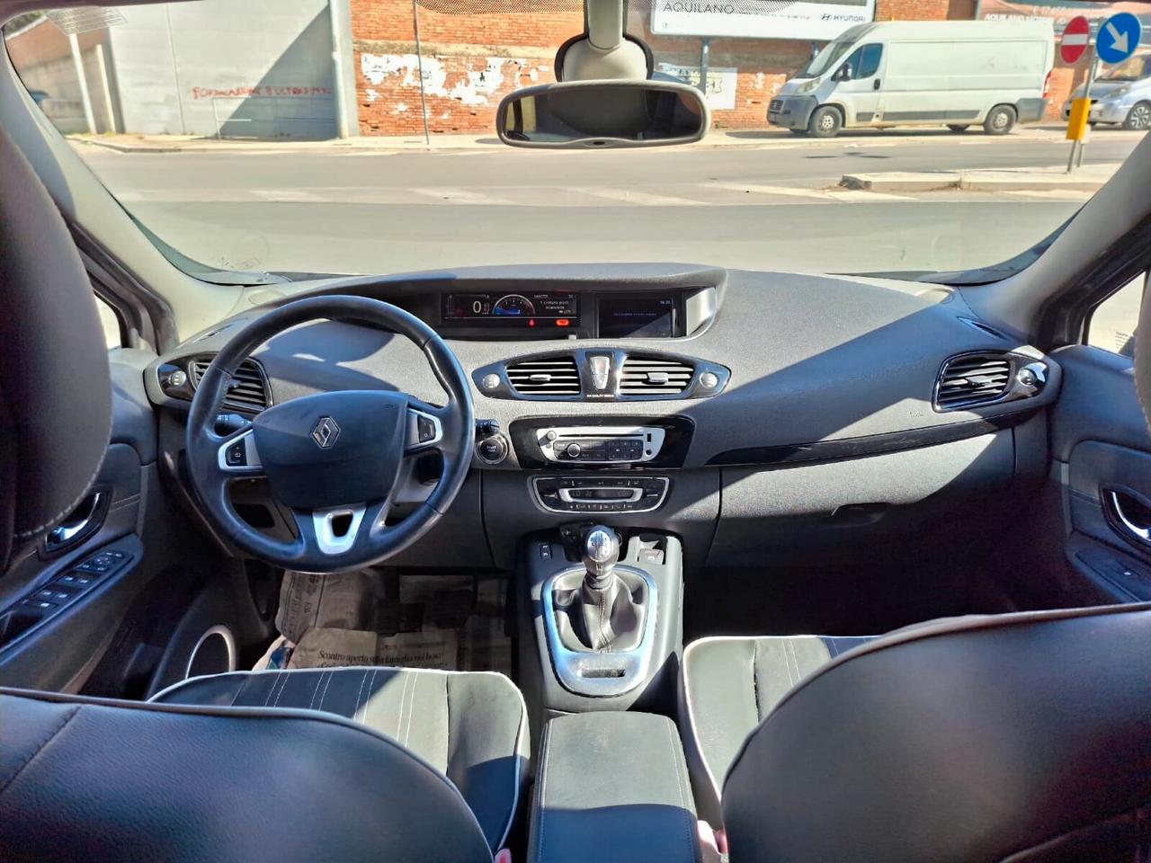 Renault Scénic XMod 1.5 dCi 110CV Live 2012