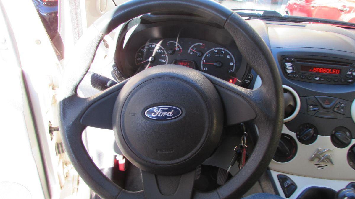FORD - Ka 1.2 Titanium 69cv