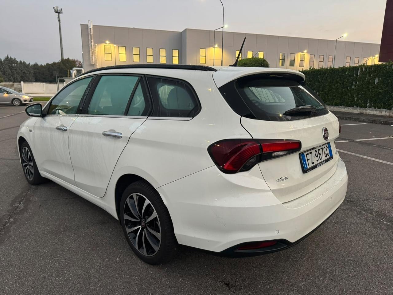 Fiat Tipo 1.6 Mjt S&S 5 porte Lounge