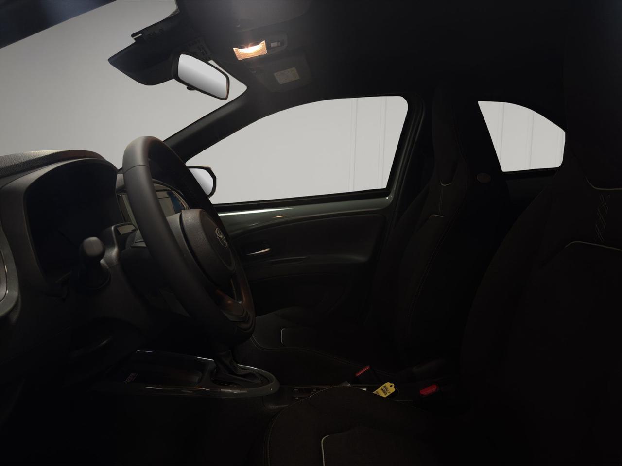 Toyota Aygo X 1.5 hybrid Icon e-cvt