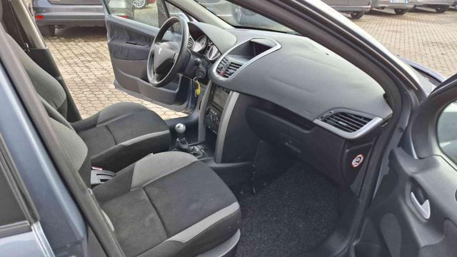 PEUGEOT 207 1.4 HDi 5p. XT ADATTO NEOPATENTATO