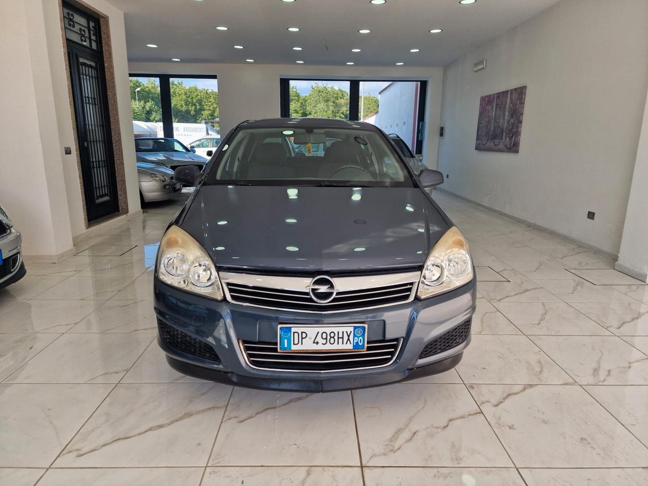 Opel Astra 1.4 16V Twinport 5 porte Club gpl