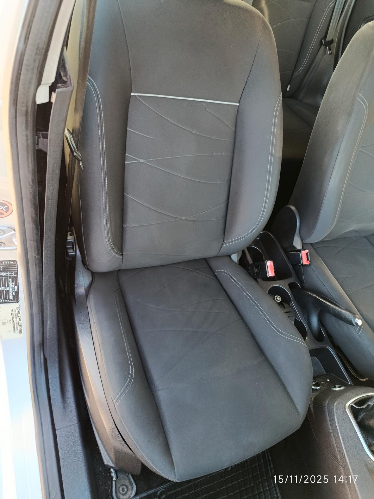 Ford Fiesta 1.4 5 porte Bz.- GPL