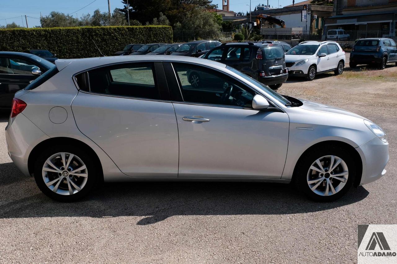 Alfa Romeo Giulietta 1.6 JTDm-2 105 CV Distinctive