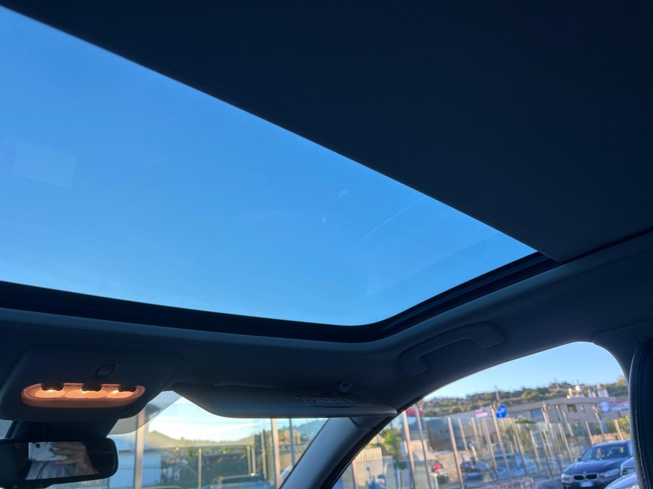 Nissan Qashqai 1.5 dCi N-Connecta 360