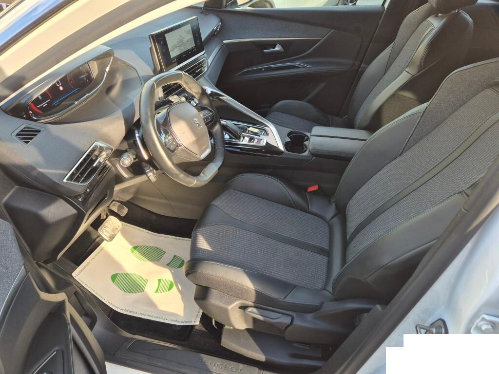 Peugeot 3008 BlueHDi 130CV EAT8 ALLURE 36.000km