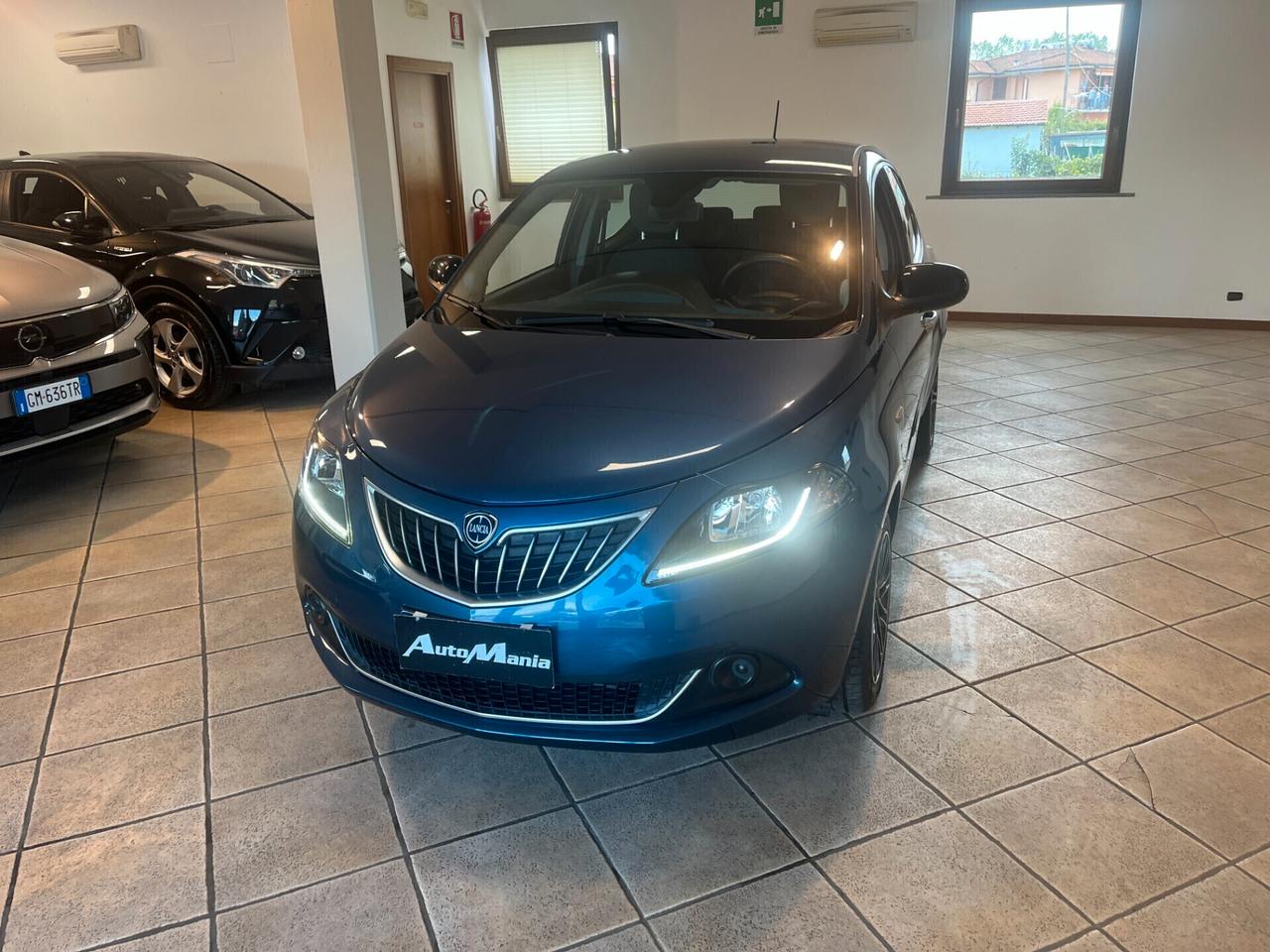 Lancia Ypsilon 1.0 FireFly 5 porte S&S Hybrid Silver Plus