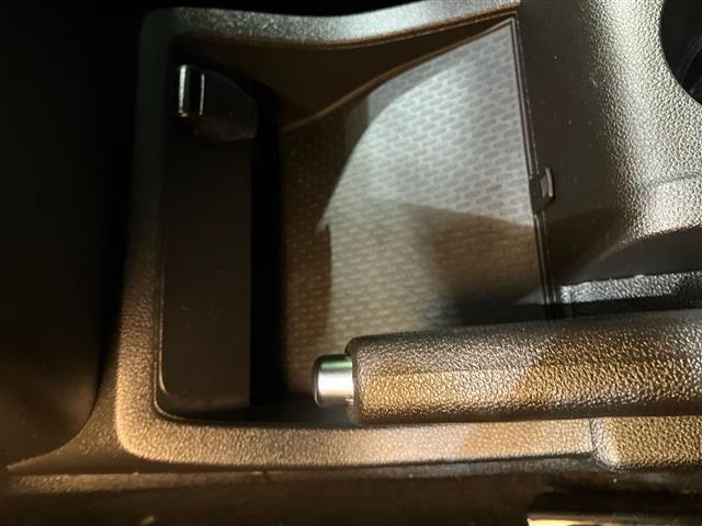 RENAULT Kangoo 1.3 TCe Equilibre EDC