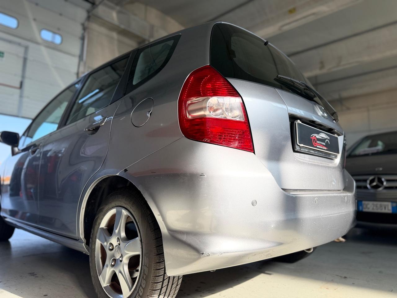 Honda Jazz 1.4 i-DSi 5p. Glam NEOPATENTATI