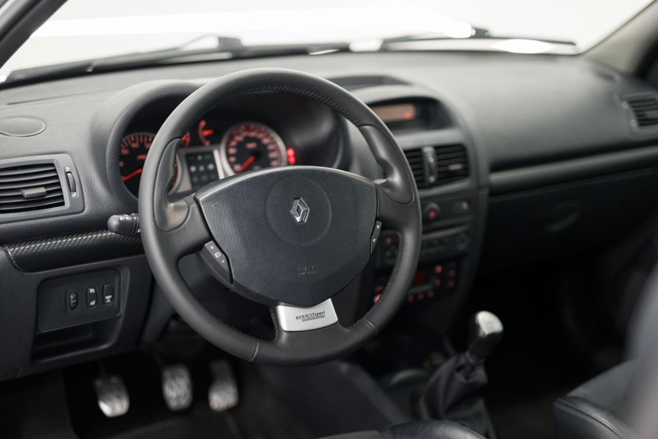 Renault Clio 2.0 16V cat 3 porte Sport 182CV