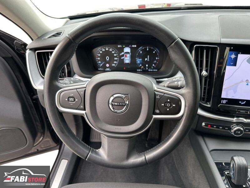 Volvo XC60 B4 AWD 211 Cv Geartronic Momentum Pro