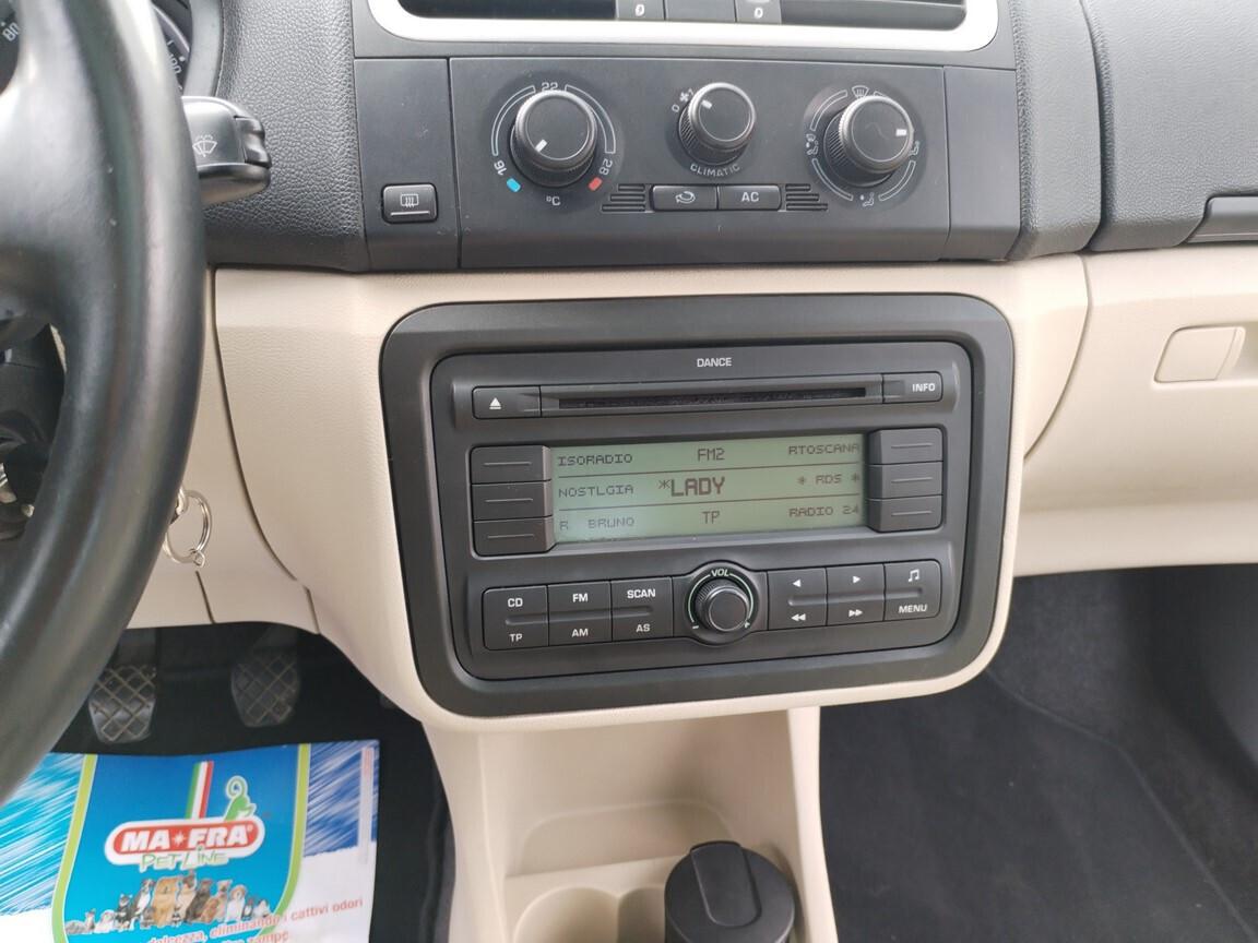 Skoda Roomster 1.4 16V Sport 90000km tetto panoramico consegna con manutenzioni fatte