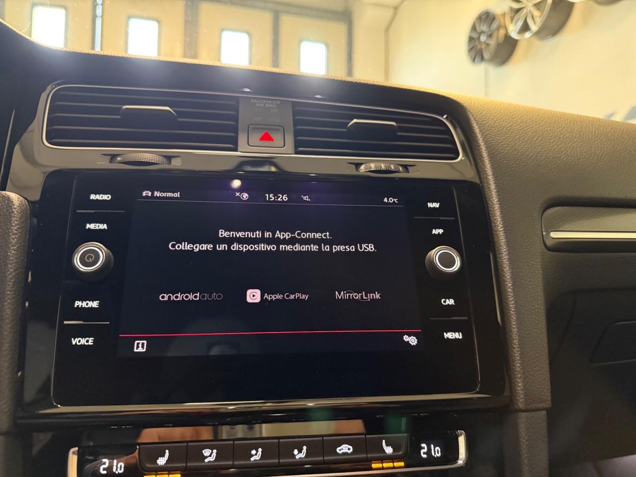 Volkswagen Golf GTI Performance 2.0 245 CV TSI DSG 5p. BMT