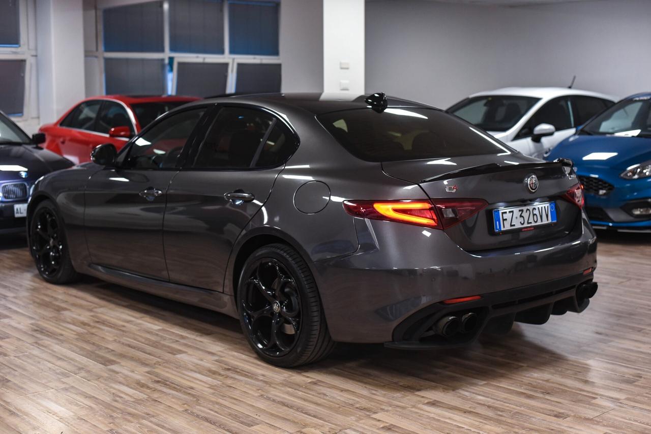 Alfa Romeo Giulia 2.2 Turbodiesel 210 CV AT8 AWD Q4 Veloce
