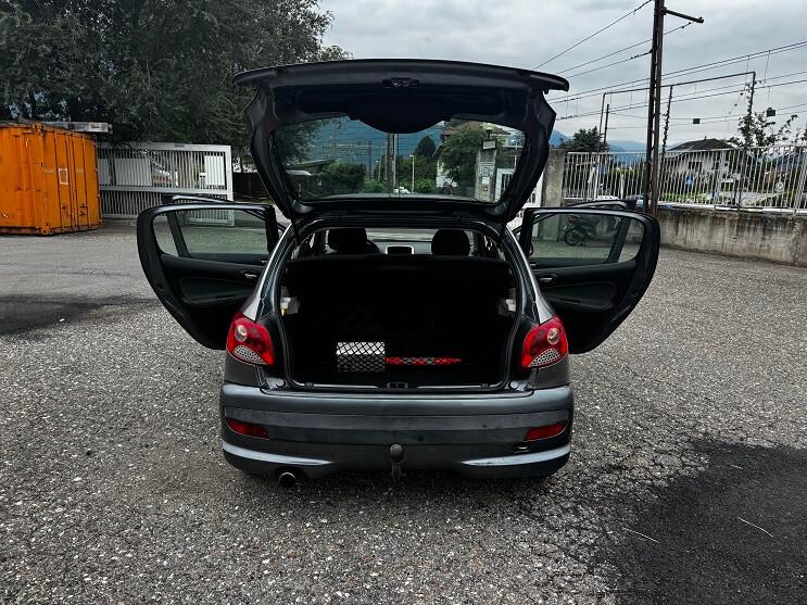 Peugeot 206 Plus 1.4 HDi 70CV 5p. Energie