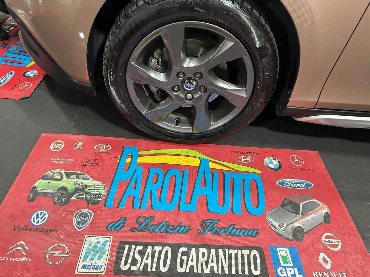 Volvo V40 Cross Country D2 1.6 114cv - 2014