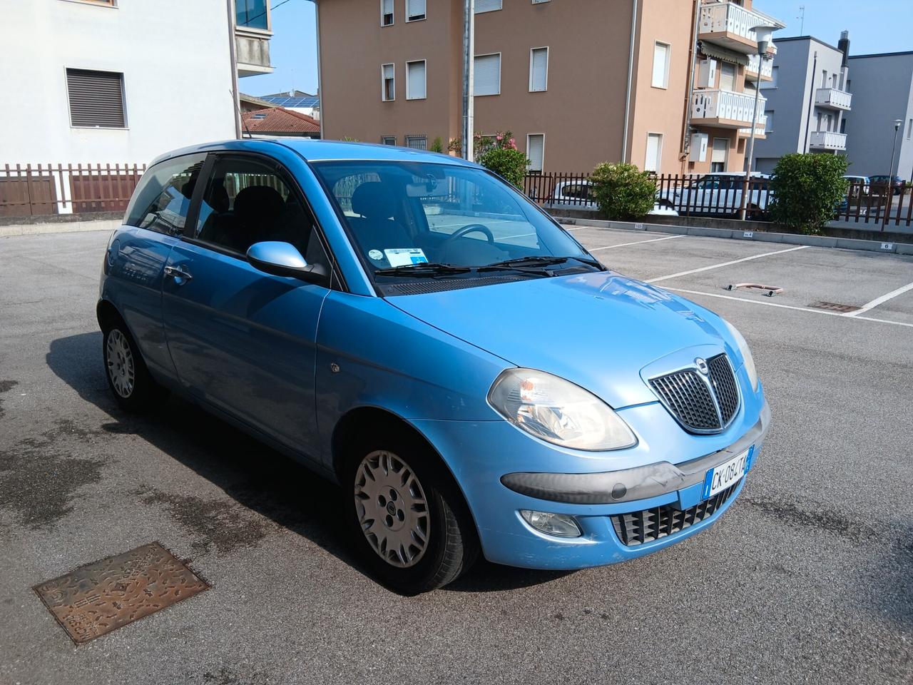 Lancia Ypsilon 1.2 ok per neo patentati Unico Proprietario