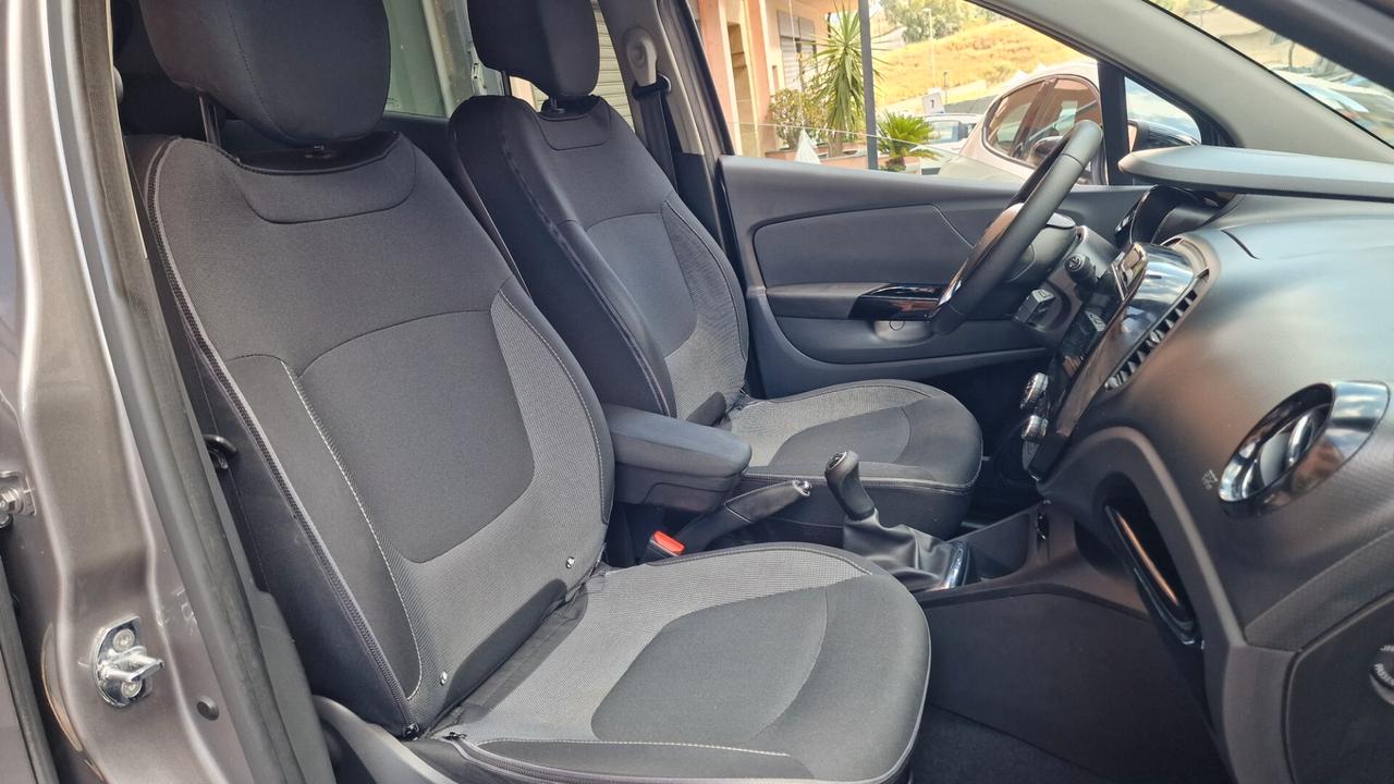 Renault Captur dCi 1.5 diesel 90 CV Start&Stop
