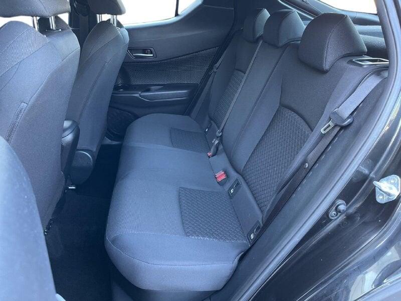 Toyota C-HR I 2020 1.8h Active e-cvt