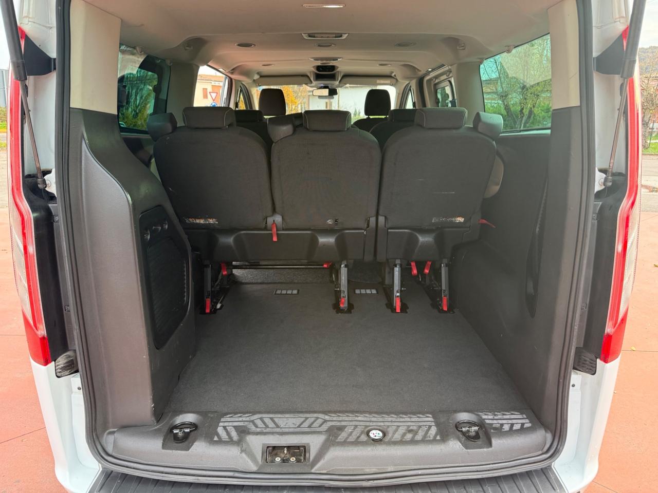 Ford Tourneo Custom 300 2.2 TDCi 155CV PL Trend