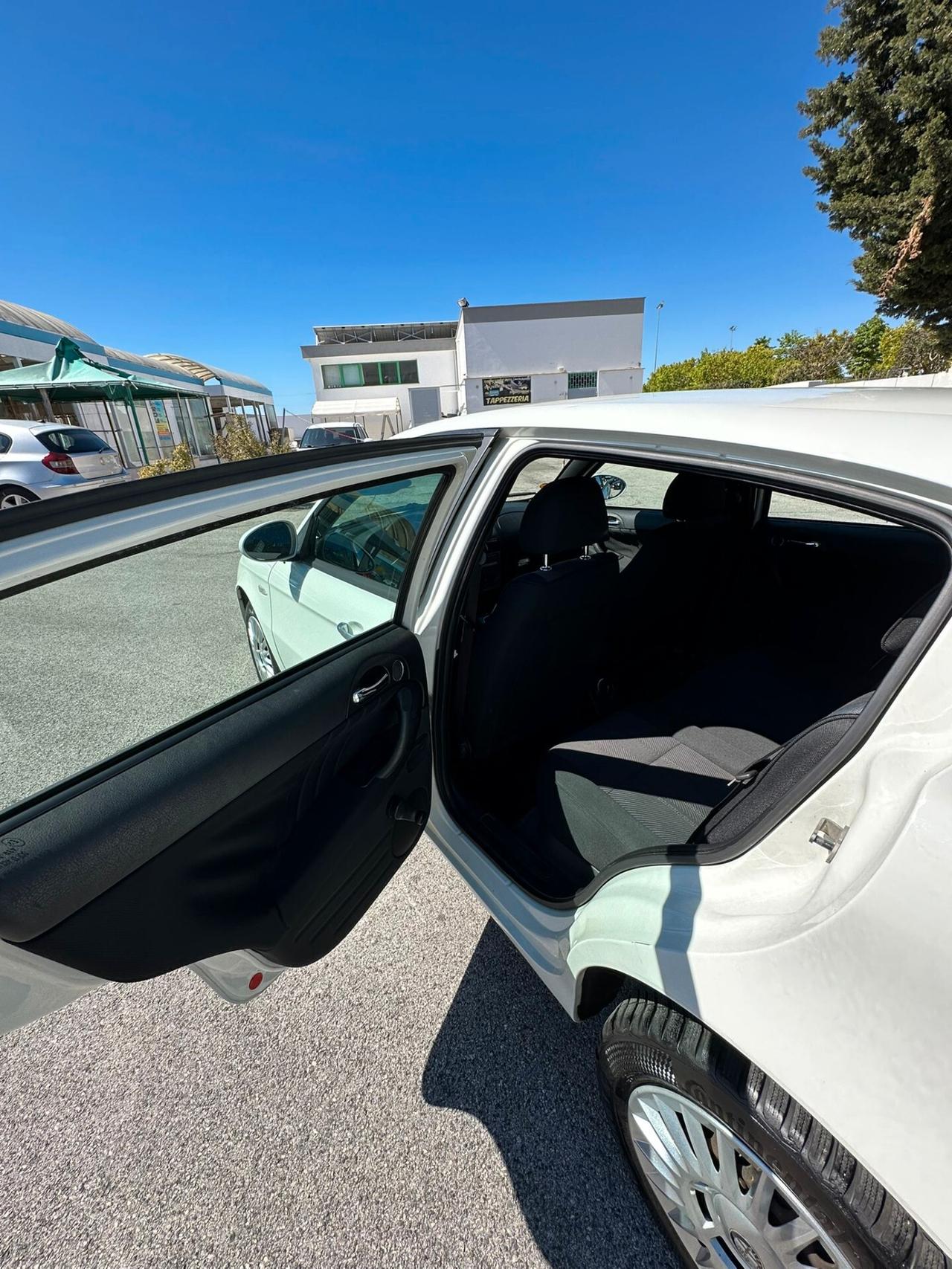 Alfa Romeo 147 1.9 JTD (120) 5 porte Progression