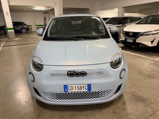 FIAT 500e 500E 42 kWh PASSION#CARPLAY#BRAKEASSIST