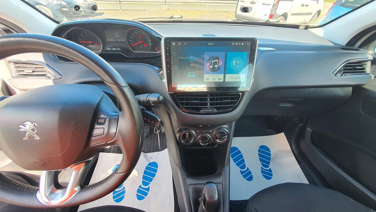 Peugeot 208 1.2 NEOPATENTATI