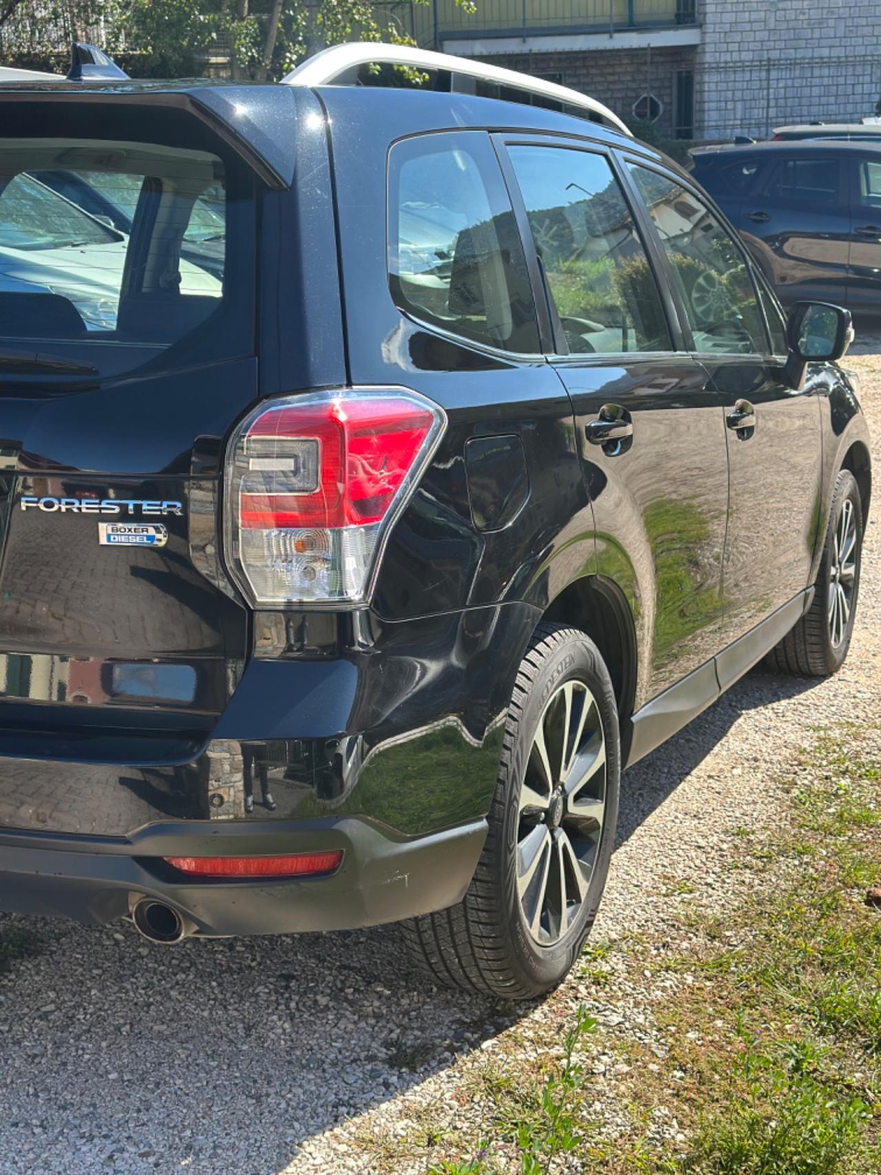 Subaru FORESTER 2.0D SPORT STYLE 4X4 FULLOPT KMCERT