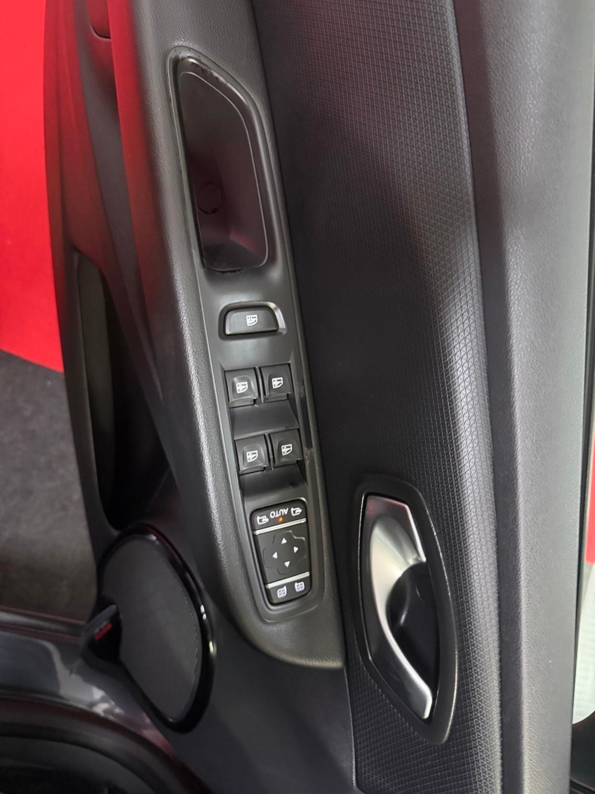 Renault Clio dCi 8V 75 CV Start&Stop 5 porte Energy Duel