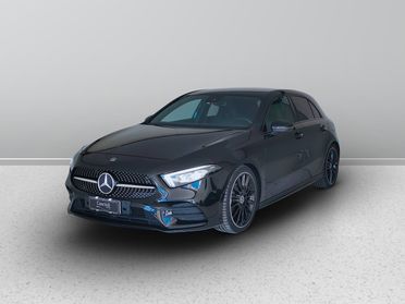 Mercedes-Benz Classe A - W177 2018 - A 200 d Premium Night edition 4matic auto