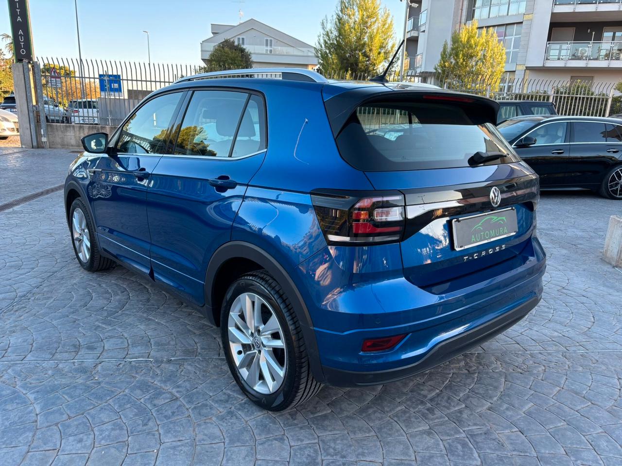 Volkswagen T-Cross 1.6 TDI DSG R-LINE