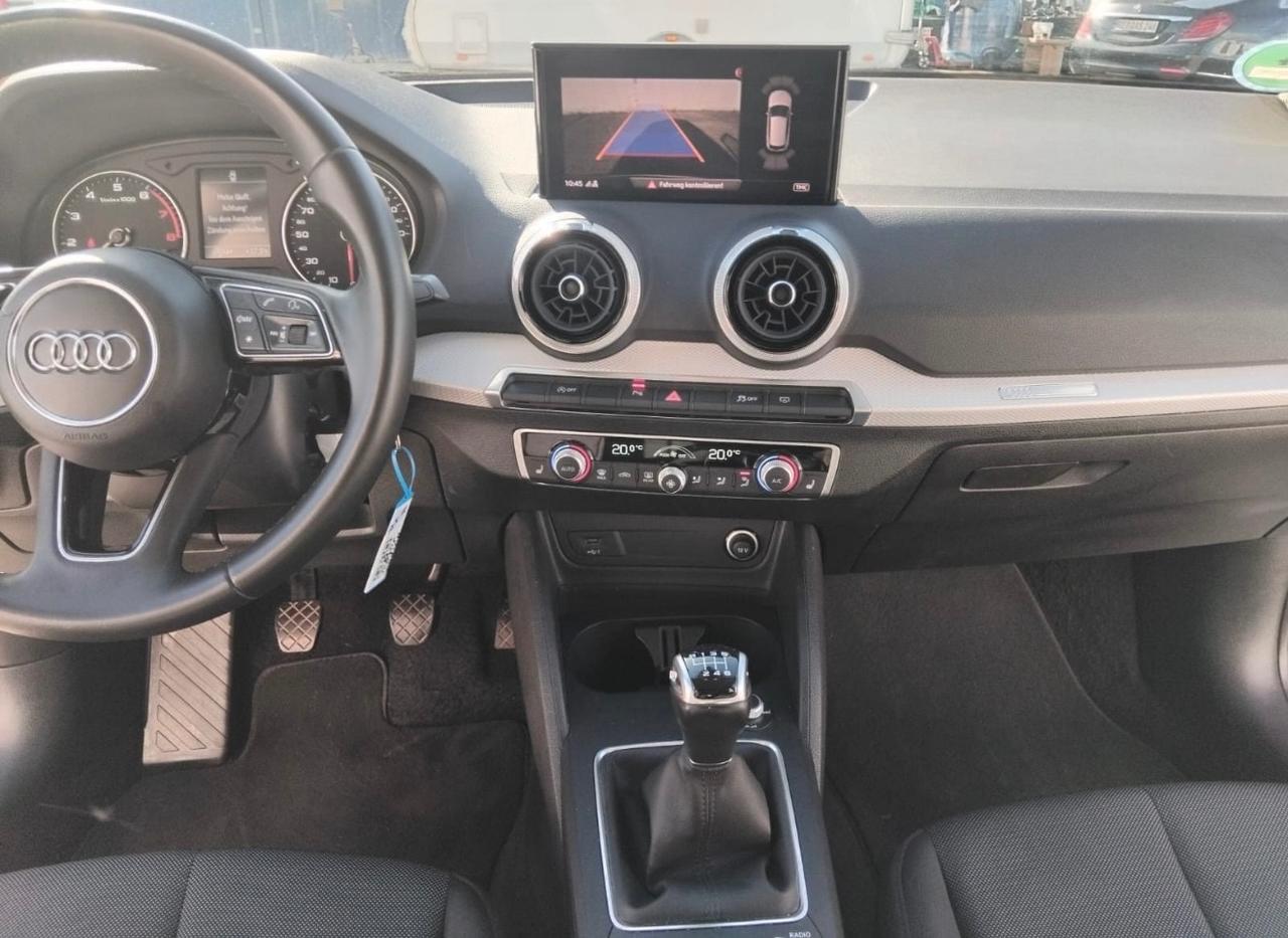 Audi Q2 35 TFSI Admired Navi Fari Led