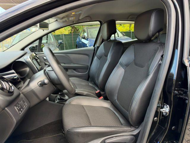 RENAULT Clio dCi 8V 75 CV 5 porte Moschino Intens