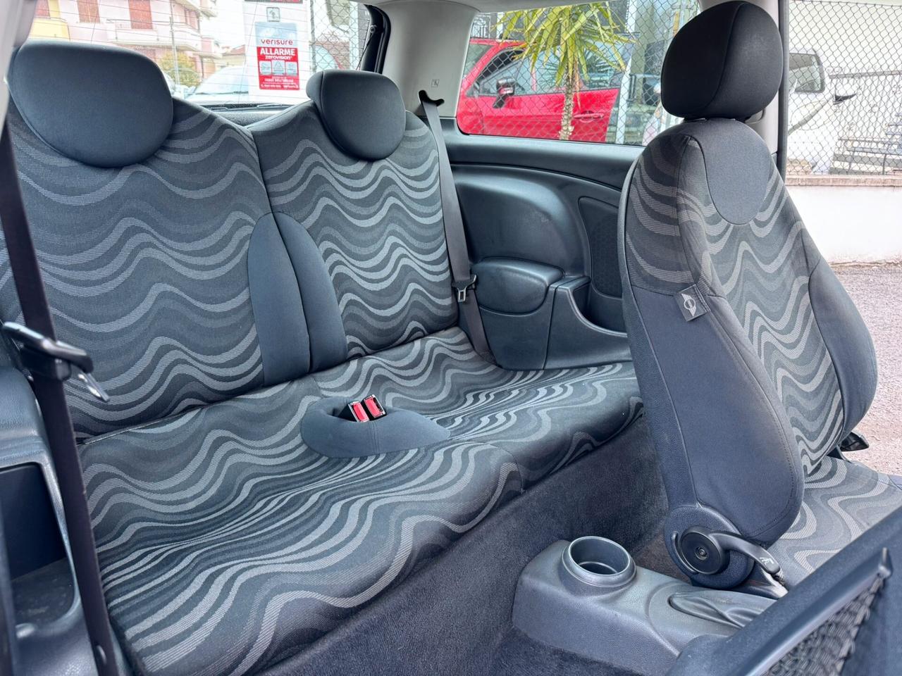 Mini 1.6 16V One de luxe