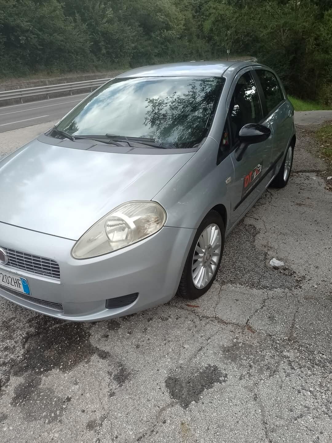 Fiat Grande Punto 1.3 MJT 90 CV 5 porte Dynamic