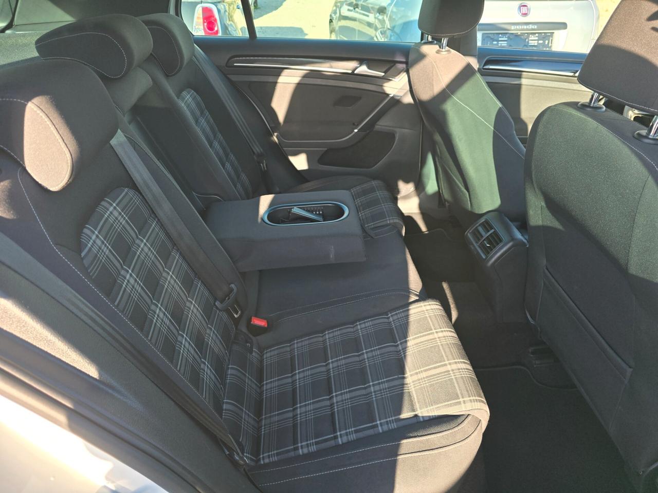 Volkswagen Golf 7 gtd 2016