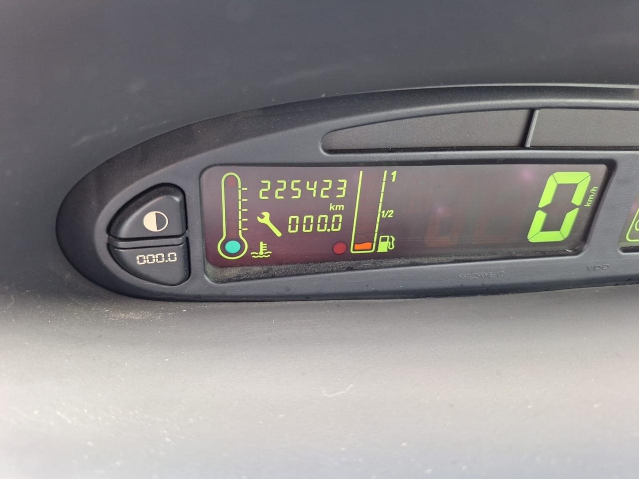 Citroen Xsara Picasso 1.6 benzina, pezzi di RICAMBI