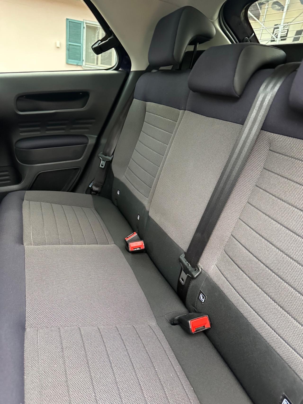 Citroen C4 CACTUS BLUEHDi 100 SHINE PANORAMA KMCERT