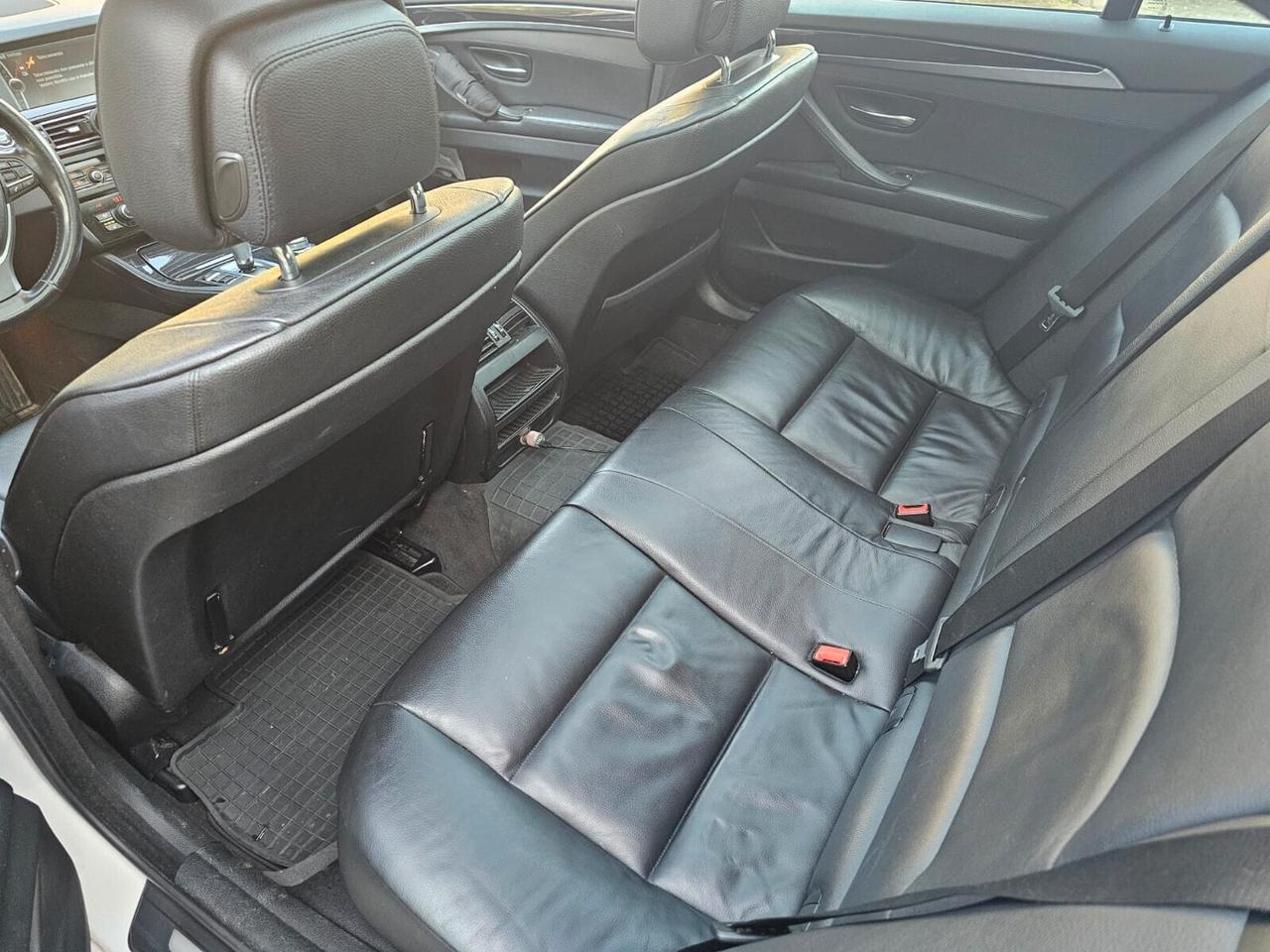 Bmw 520d 184cv Touring Futura*Pelle*Navi*Tetto*Pdc*19*