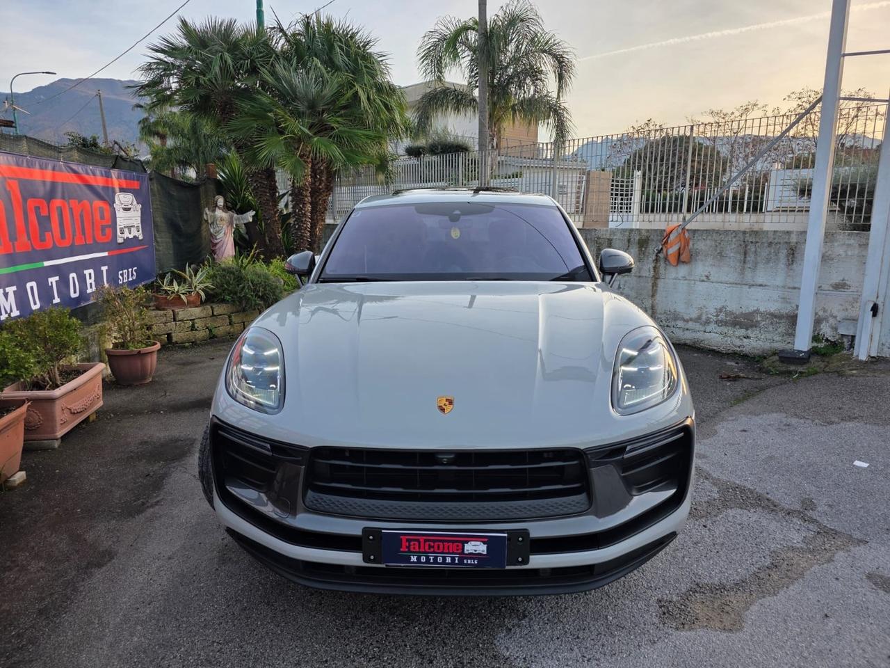 Porsche Macan 2.0 T PASM