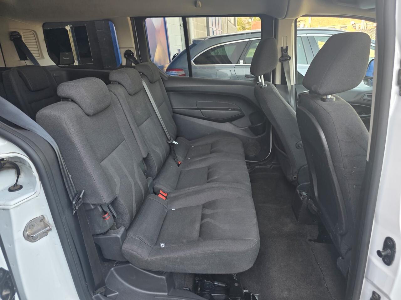Ford Tourneo Connect Connect7 1.5 TDCi 120 CV Titanium