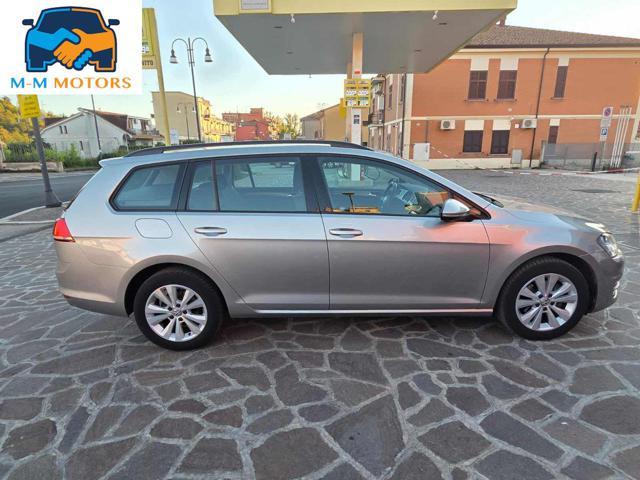 VOLKSWAGEN Golf Variant 1.6 TDI 110 CV DSG UNICO PROPRIETARIO