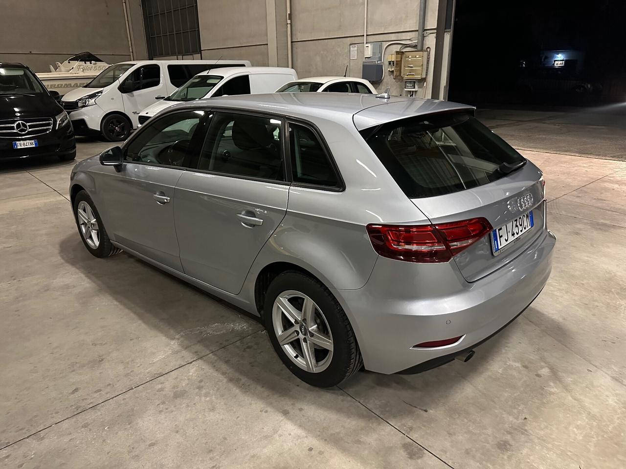 Audi A3 SPB 1.6TDI Possibile Permuta e Finanziamento
