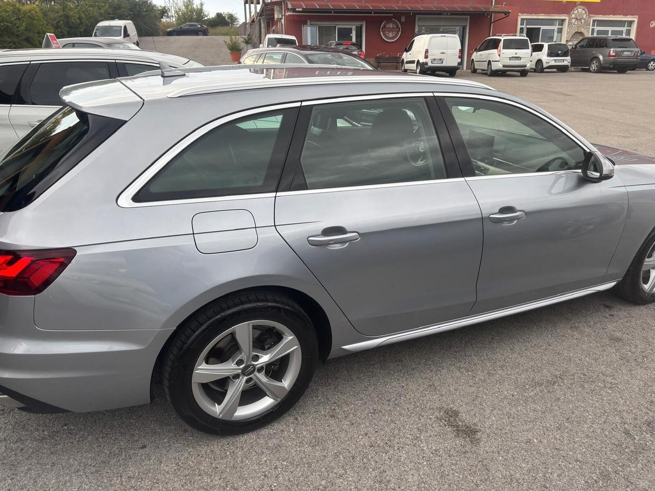Audi A4 Avant 40 TFSI S tronic