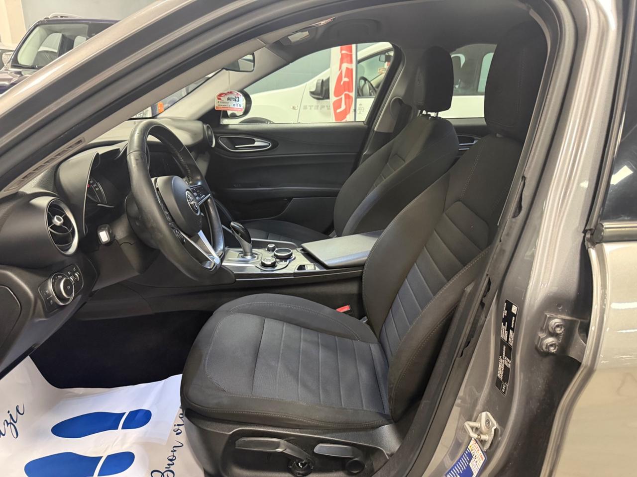 Alfa Romeo Giulia 2.2 Turbodiesel 150 CV AT8 Business