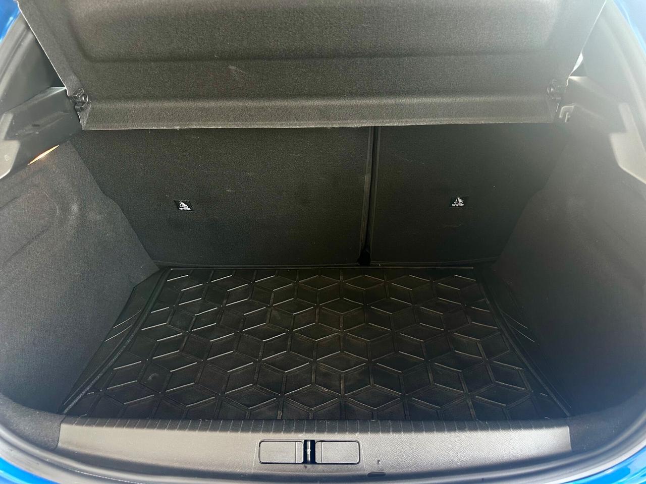 Peugeot 208 Stop&Start 5 porte Active 5.900KM