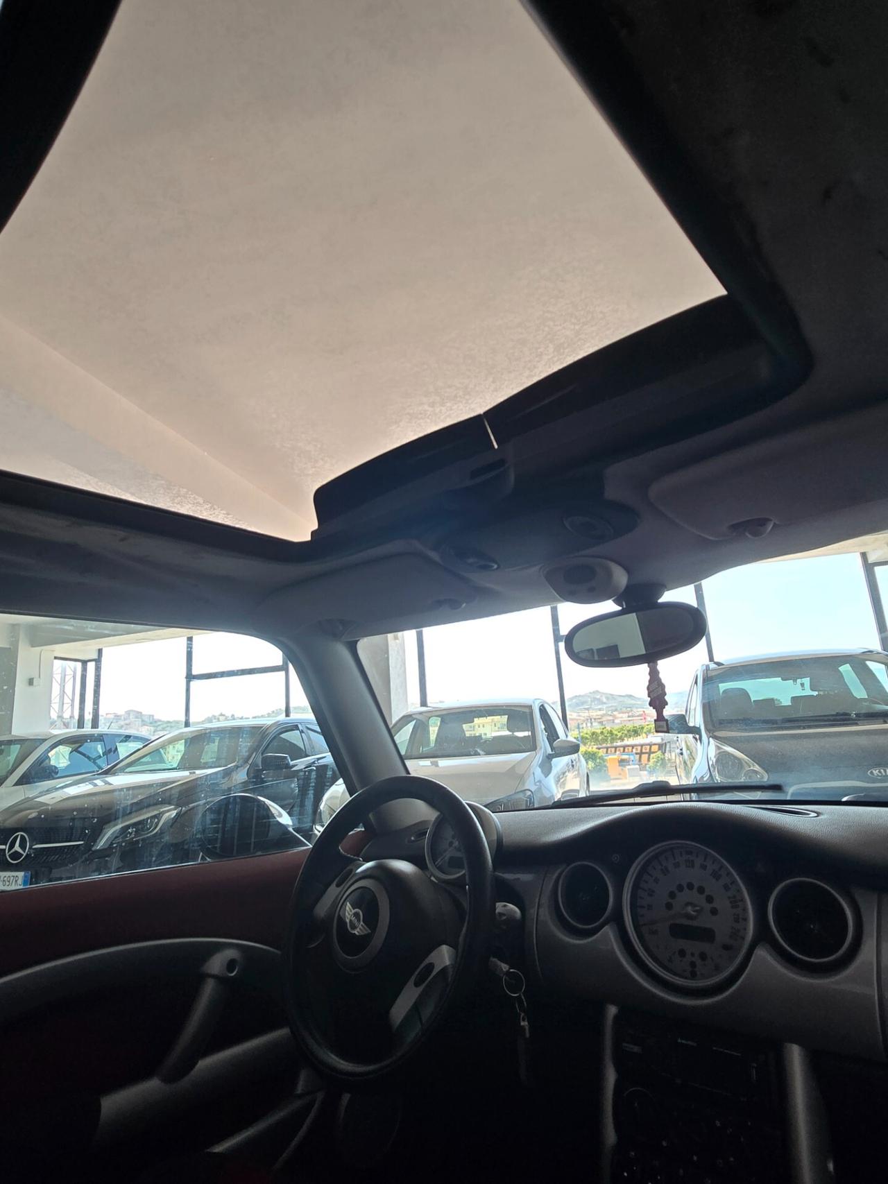 Mini 1.4 tdi One D de luxe