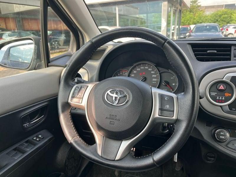 Toyota Yaris Yaris 5p 1.3 Lounge
