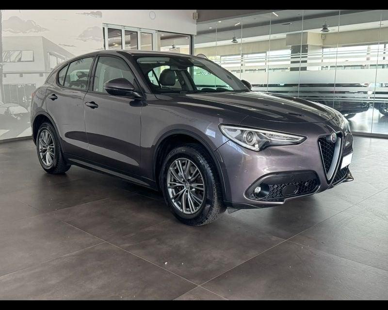 Alfa Romeo Stelvio 2.2 Turbodiesel 180 CV AT8 Q4 Super
